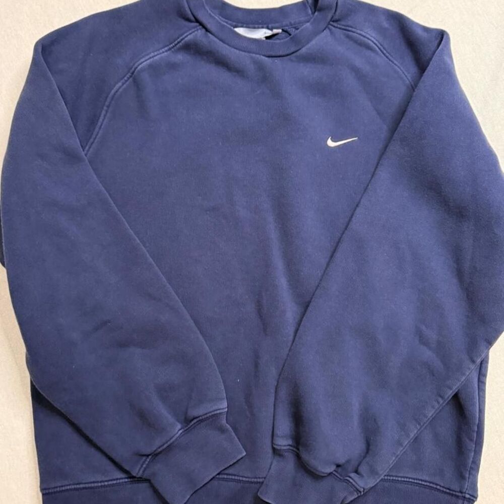 Nike Men's Navy and Blue Sweatshirt